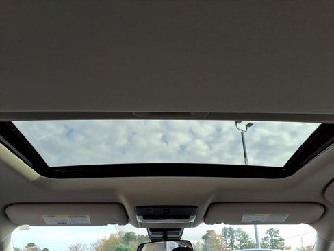 Used 2023 Nissan Altima 2.5 SL image 11