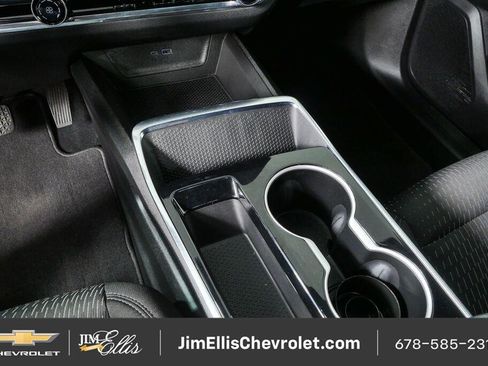 Certified 2025 Chevrolet Equinox LT FWD image 17