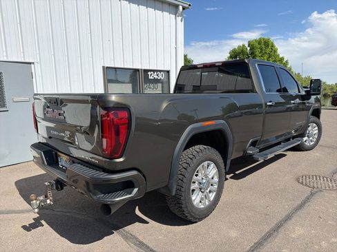 Used 2022 GMC Sierra 3500 Denali AWD/4WD image 3