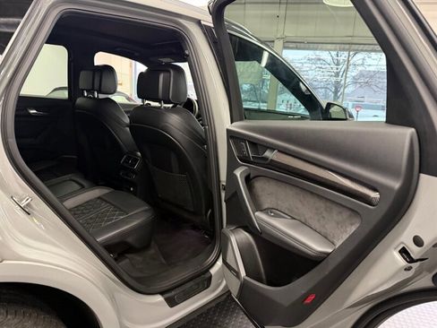 Used 2019 Audi SQ5 Prestige image 41