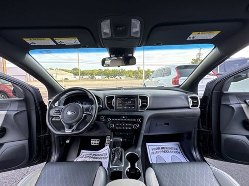 Used 2019 Kia Sportage EX w/ EX Sport Appearance Package FWD image 17