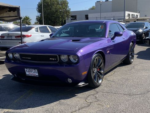 Used 2013 Dodge Challenger SRT8 w/ Harman Kardon Audio Group image 2