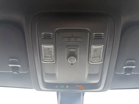 Used 2021 Chevrolet Tahoe Z71 image 21