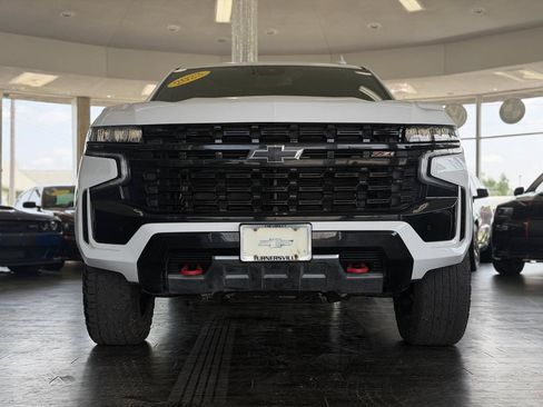 Used 2023 Chevrolet Suburban Z71 AWD/4WD image 16