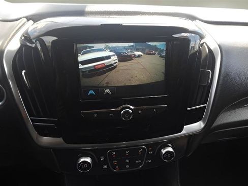 Used 2019 Chevrolet Traverse LS AWD/4WD image 14