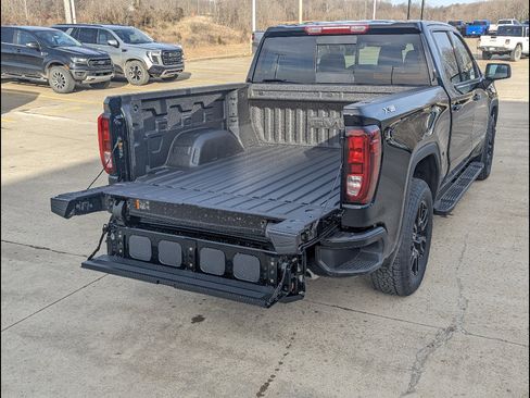 New 2026 GMC Sierra 1500 Elevation w/ Preferred Package AWD/4WD image 13