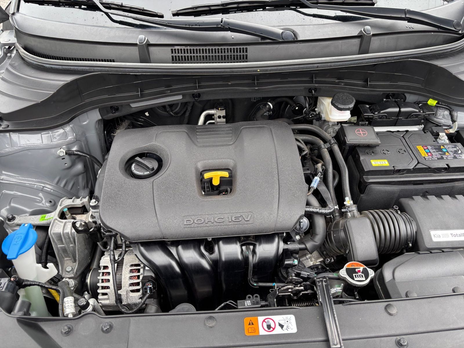 Used 2025 Kia Soul LX w/ LX Technology Package FWD image 29