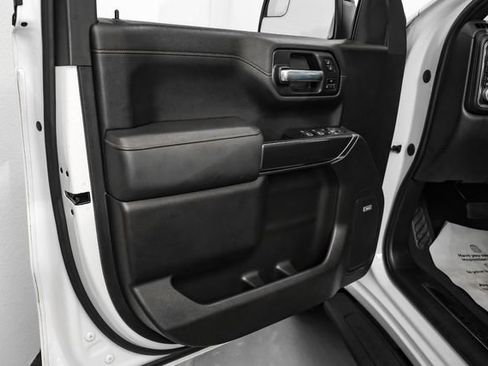 Used 2021 GMC Sierra 1500 AT4 w/ AT4 Preferred Package AWD/4WD image 43