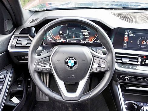 Used 2022 BMW 330i Sedan w/ Driving Assistance Package image 20