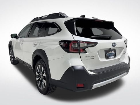 Used 2023 Subaru Outback Touring XT image 8
