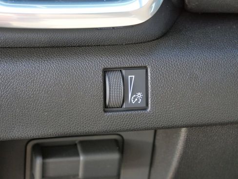 New 2026 GMC Canyon Elevation w/ Convenience Package image 39