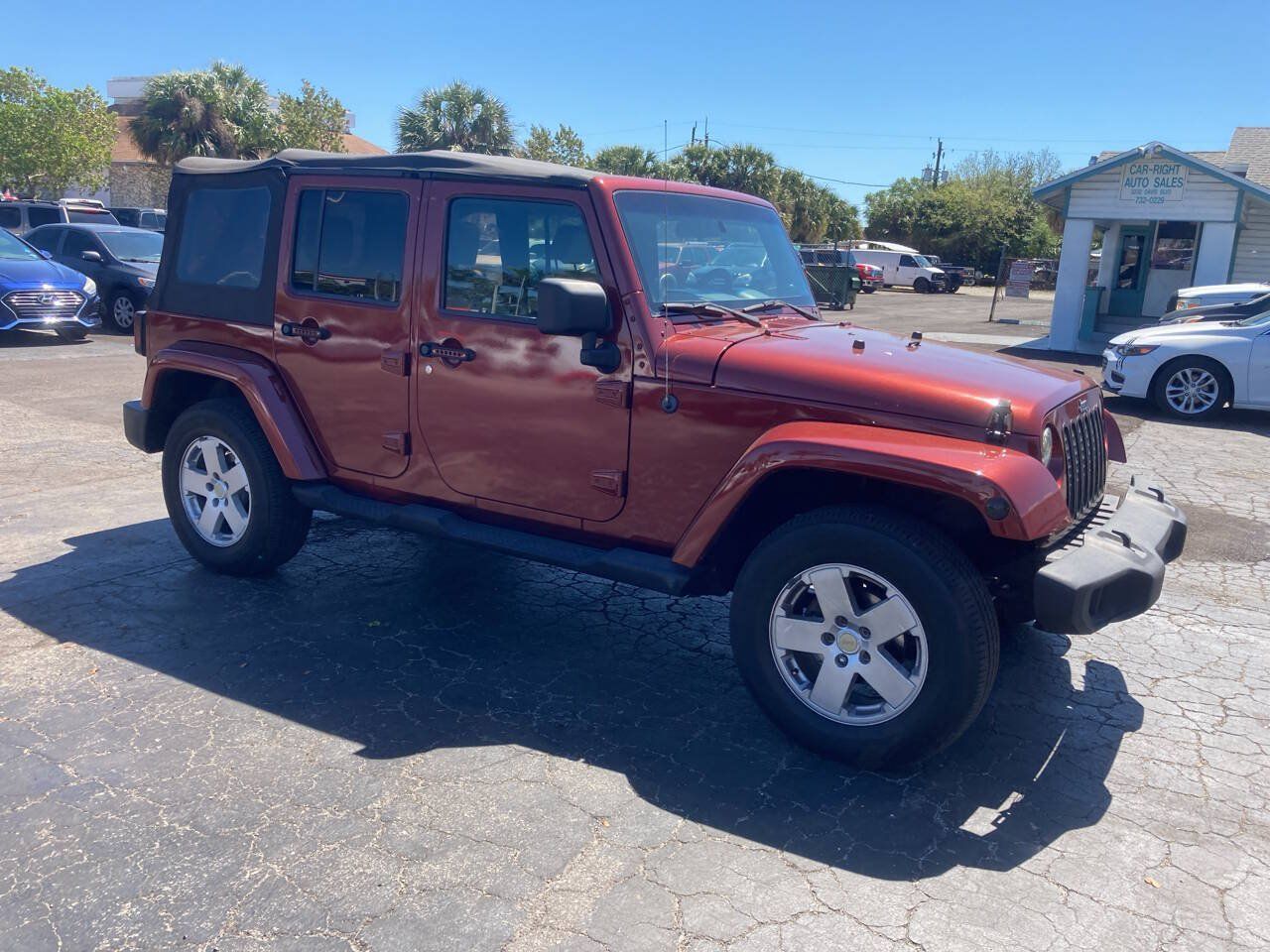 Used 2007 Jeep Wrangler Unlimited Sahara w/ Trailer Tow Group AWD/4WD image 6