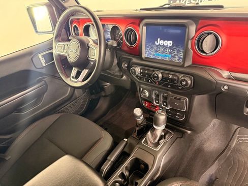 Used 2021 Jeep Wrangler Rubicon AWD/4WD image 25