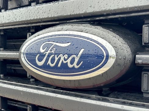 Used 2021 Ford F150 Lariat w/ Equipment Group 502A High image 10