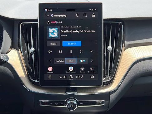 New 2026 Volvo XC60 B5 Core AWD/4WD image 13