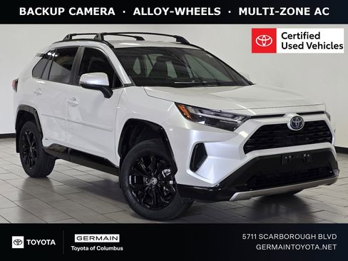 Certified 2023 Toyota RAV4 SE AWD/4WD image 1