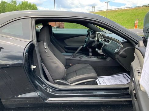 Used 2013 Chevrolet Camaro LS RWD image 18
