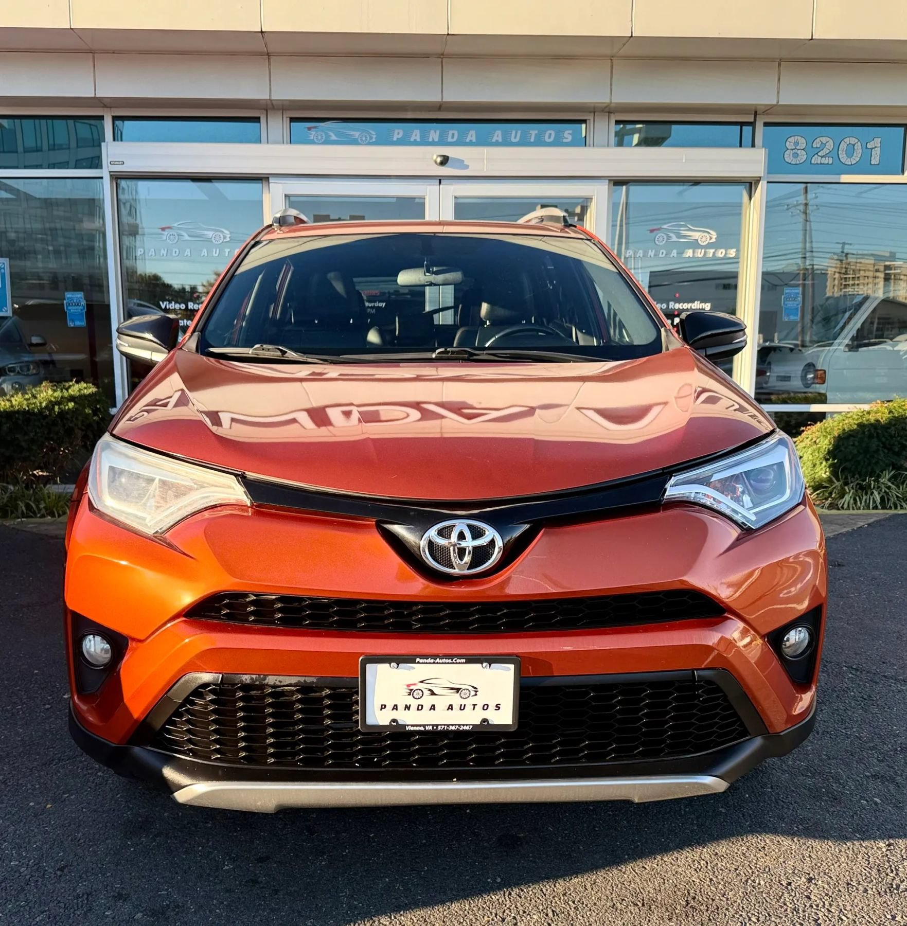 Used 2016 Toyota RAV4 SE AWD/4WD image 2