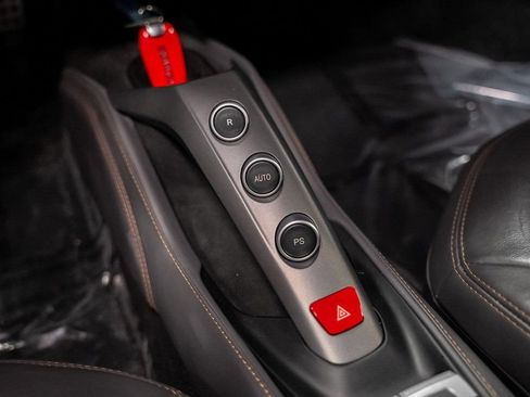 Used 2017 Ferrari 488 GTB image 44