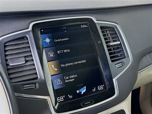 Used 2020 Volvo XC90 T5 Momentum w/ Protection Package Premier image 13