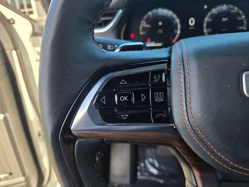 Used 2023 Jeep Grand Cherokee L Summit RWD image 21