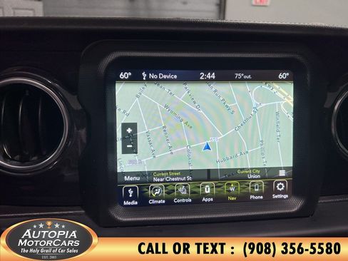 Used 2021 Jeep Wrangler Unlimited Rubicon AWD/4WD image 29