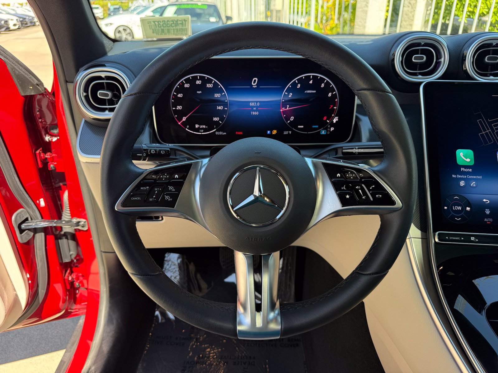 Used 2026 Mercedes-Benz GLC 300 image 32