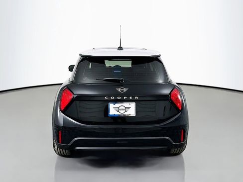 Certified 2025 MINI Cooper 2-Door Hardtop image 6