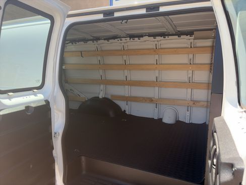 Used 2024 Chevrolet Express 2500 w/ Driver Convenience Package RWD image 26