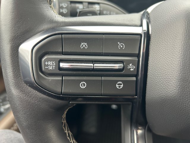 Used 2026 GMC Yukon Denali Ultimate AWD/4WD image 23