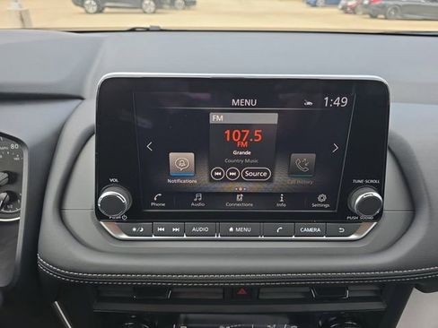 New 2026 Nissan Rogue SV FWD image 8
