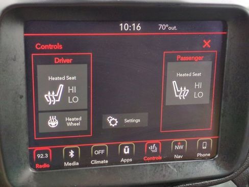 Used 2018 Jeep Renegade Limited w/ UConnect 8.4 Nav Group image 23