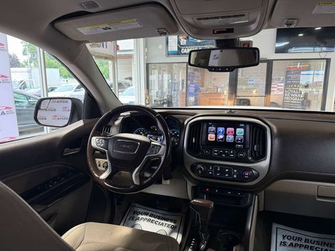 Used 2017 GMC Canyon SLE w/ SLE Convenience Package AWD/4WD image 24