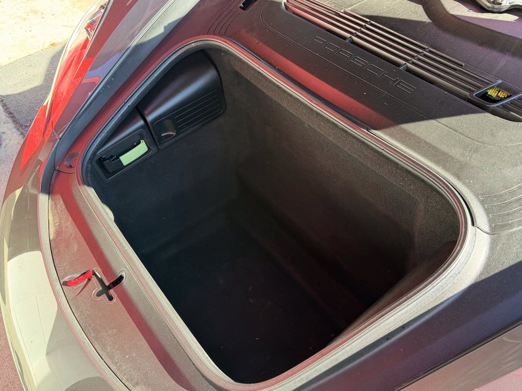 Used 2019 Porsche 718 Cayman RWD image 4