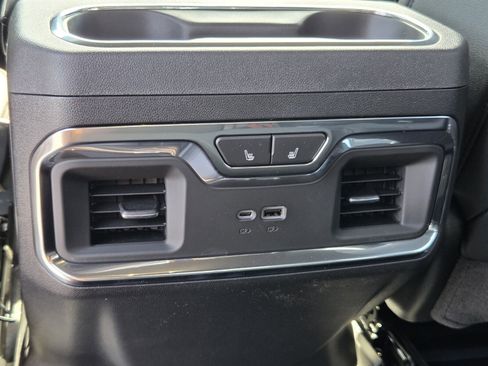 New 2026 Chevrolet Silverado 1500 High Country AWD/4WD image 10