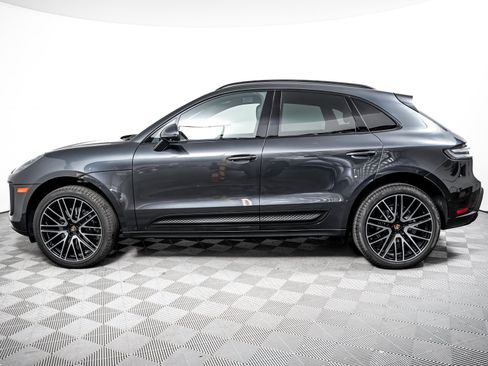 Certified 2026 Porsche Macan AWD/4WD image 2