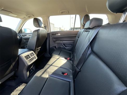 Used 2019 Volkswagen Atlas SE image 11