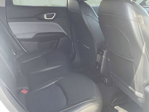 Certified 2022 Jeep Compass Latitude w/ Convenience Group image 19