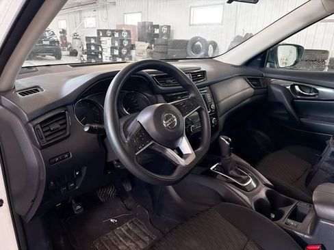 Used 2018 Nissan Rogue FWD image 8