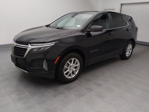 Used 2023 Chevrolet Equinox LT AWD/4WD image 2