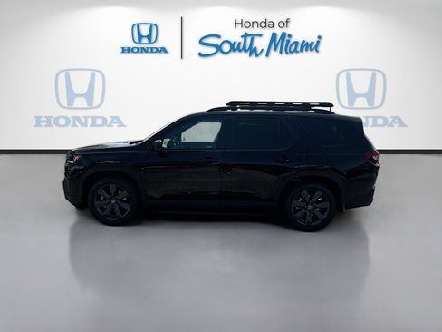 New 2026 Honda Pilot Sport image 4