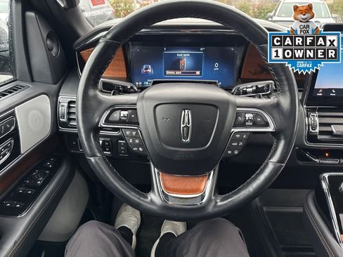 Used 2023 Lincoln Navigator Black Label image 16