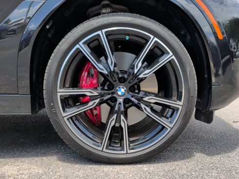 Used 2025 BMW X6 M60i AWD/4WD image 15