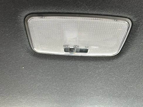 Used 2018 Toyota C-HR XLE image 26