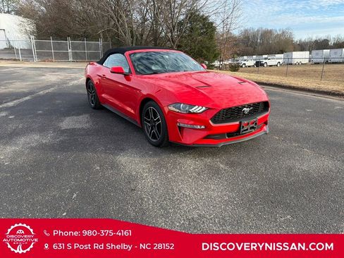 Used 2018 Ford Mustang Premium image 5