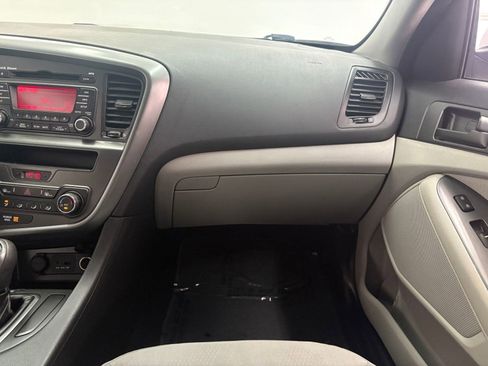 Used 2012 Kia Optima LX image 25
