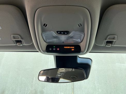 Used 2025 Buick Encore GX Preferred image 14