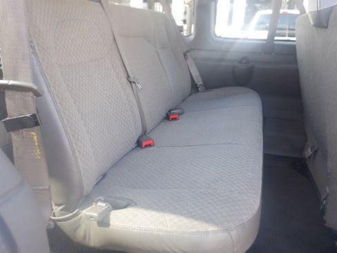 Used 2017 Chevrolet Express 2500 LT w/ LT Preferred Equipment Group RWD image 10