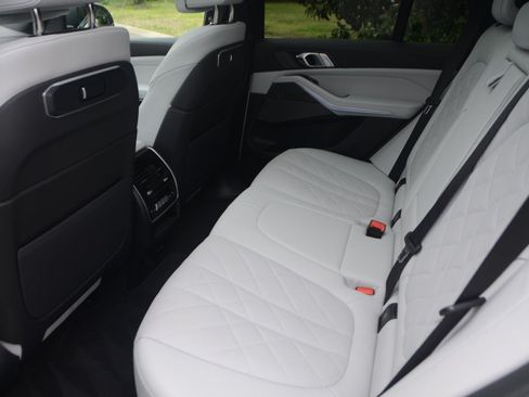 Used 2026 BMW X5 xDrive40i AWD/4WD image 15