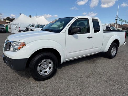 Used 2019 Nissan Frontier S image 10